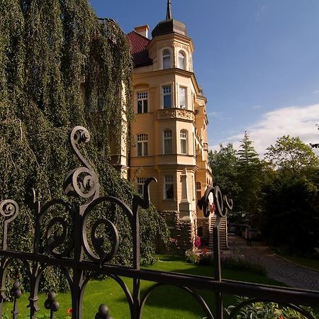 Apartmany Villa Liberty Κάρλοβι Βάρι Εξωτερικό φωτογραφία